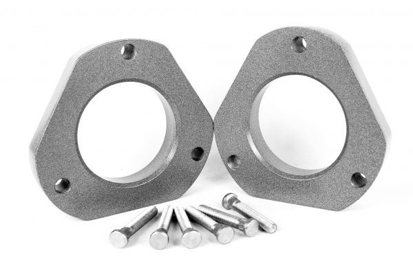 Проставки опор передних стоек Toyota алюминиевые 30мм (1-15-013М30) Проставки опор передних стоек Toyota алюминиевые 30мм (1-15-013М30)