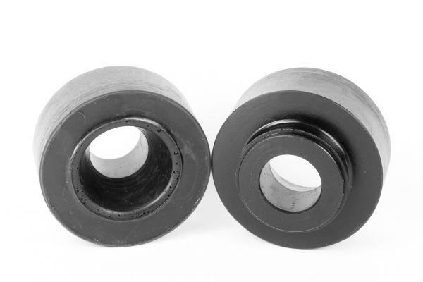 Проставки задніх пружин Toyota поліуретанові 30мм (1-15-056/30)