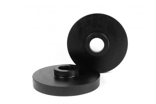 Проставки задніх пружин Nissan поліуретанові 20мм (2-15-042/20)