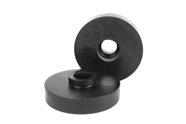 Проставки задніх пружин Nissan поліуретанові 30мм (2-15-042/30)