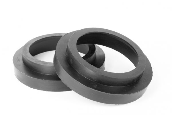 Проставки задних пружин Infiniti полиуретановые 20мм (41-15-009/20)